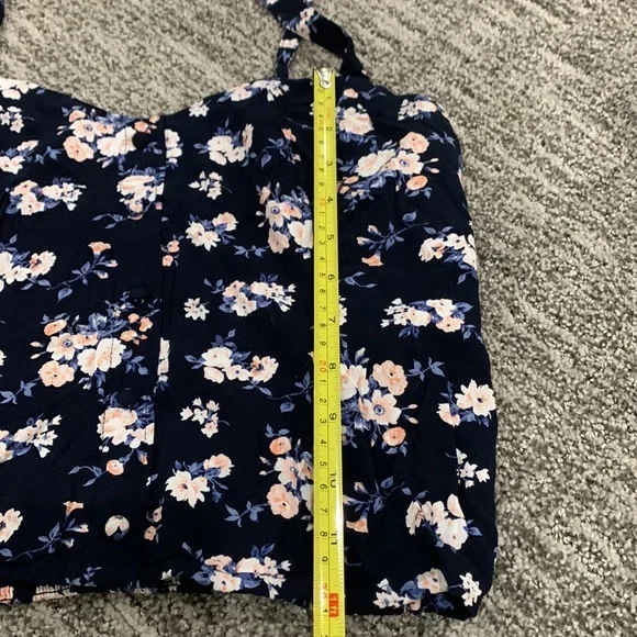Abercrombie floral crop top Size Small‎ - Picture 7 of 7
